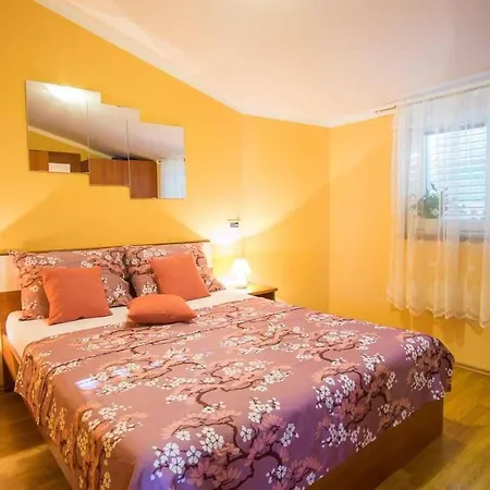 In - Insel Krk 36770 شقة